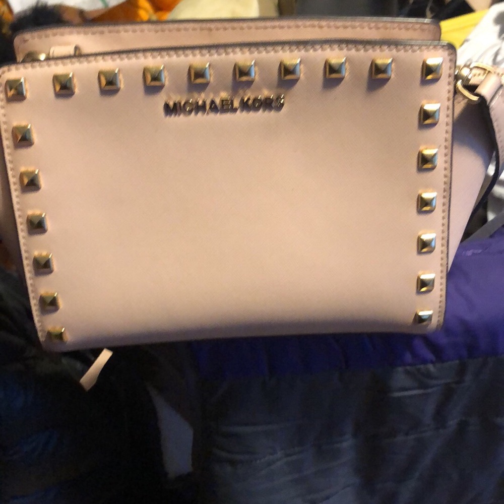 Micheal Kors purse